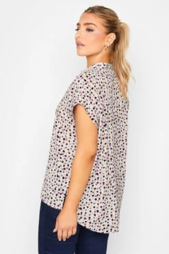M&Co White Spot Print V-Neck Blouse -M&Co Sales Store 0f5e9dfb 2ab7 46 550652 C scaled