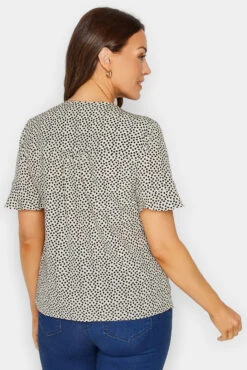 M&Co White Spot Print Frill Sleeve Button Through Blouse 9 M&Co White Spot Print Frill Sleeve Button Through Blouse -M&Co Sales Store 19262712 b0e9 40 550150 C scaled