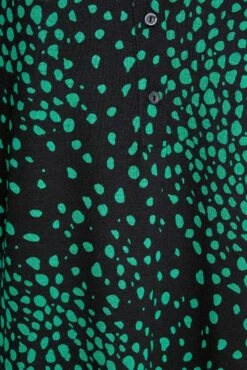 M&Co Black & Green Animal Print Half Placket Shirt 11 M&Co Black & Green Animal Print Half Placket Shirt -M&Co Sales Store 1a279efe b010 47 550138 Z scaled