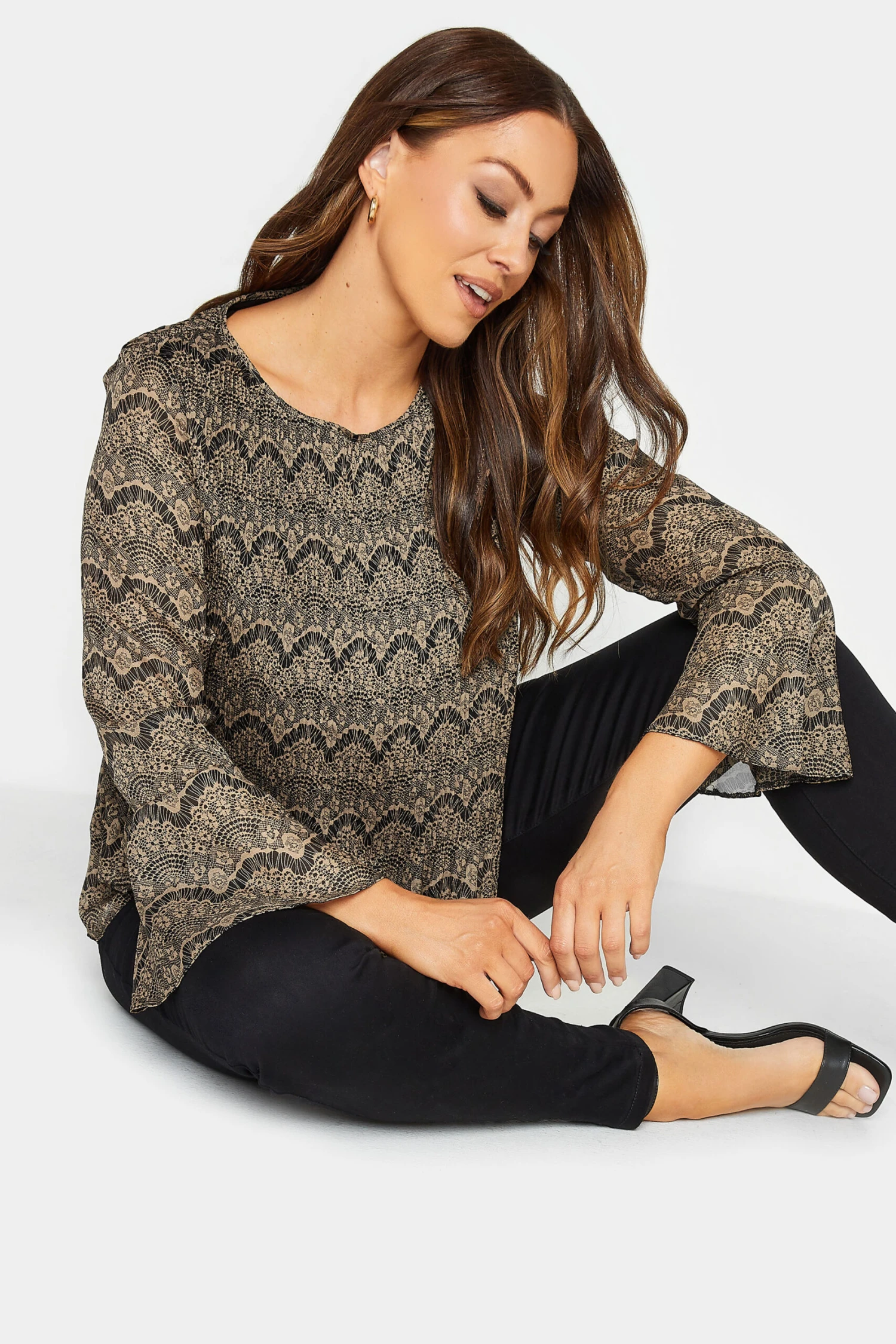 M&Co Brown Long Sleeve Lace Print Pleat Top 4 M&Co Brown Long Sleeve Lace Print Pleat Top - Image 4