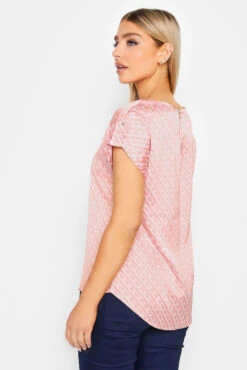 M&Co Pink Geometric Print Blouse -M&Co Sales Store 2806e140 8406 40 550565 B scaled