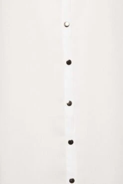 M&Co White Dipped Hem Shirt -M&Co Sales Store 4ceb3d4c 1490 46 550044 Z scaled