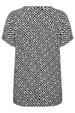 M&Co White Geometric Print Shirt -M&Co Sales Store 5b0a9fac 4847 41 550549 Y scaled