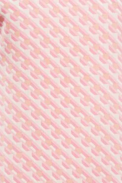 M&Co Pink Geometric Print Blouse -M&Co Sales Store 62441625 2994 44 550565 Z scaled