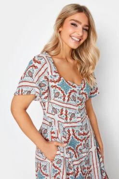 M&Co White Tile Print Button Through Midi Dress -M&Co Sales Store 7b73c12e b169 4a 550420 C scaled