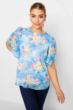 M&Co Sales Store 23 M&Co Blue Hawaiian Print Angel Sleeve Blouse