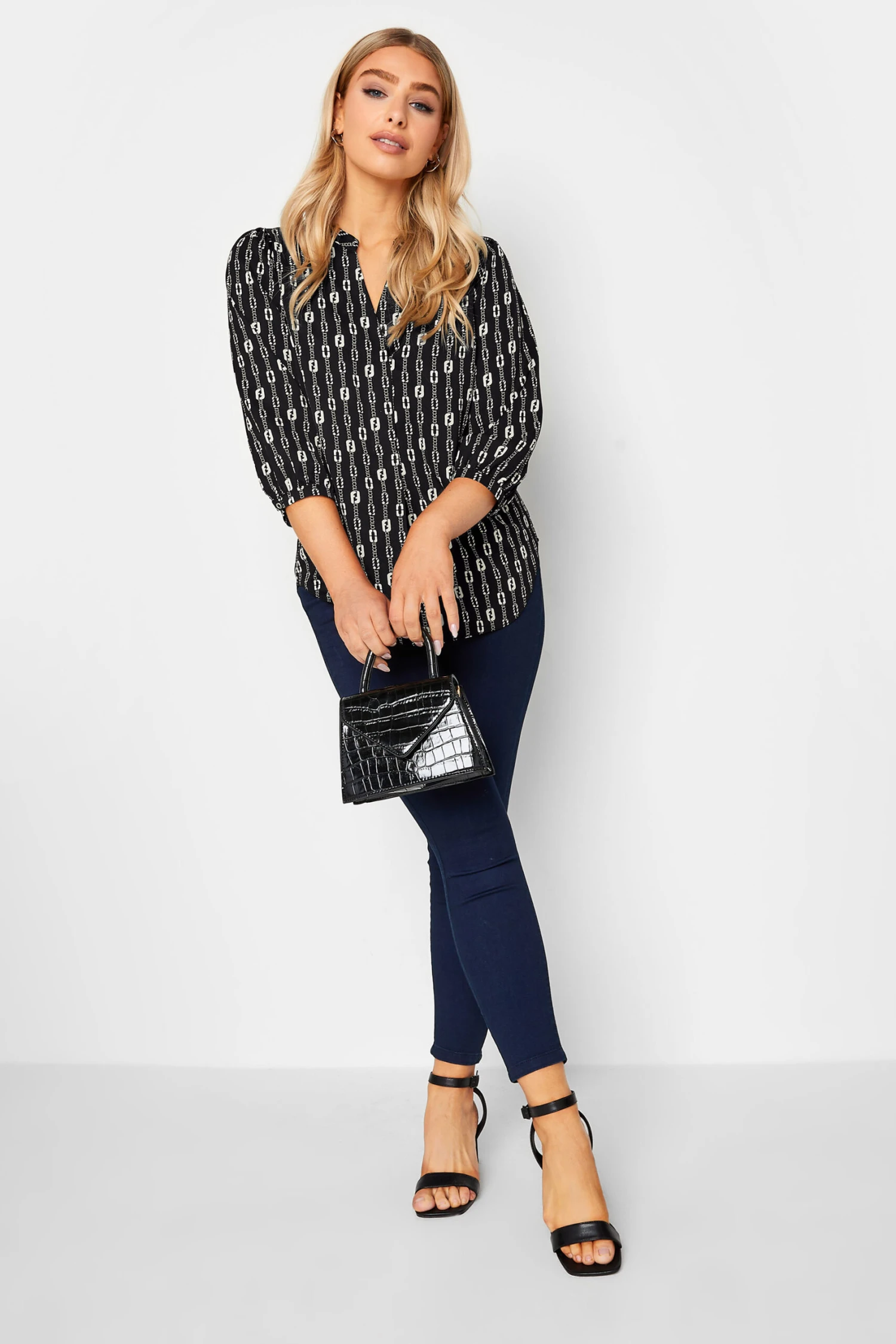 M&Co Black Chain Print V-Neck Blouse 2 M&Co Black Chain Print V-Neck Blouse - Image 2