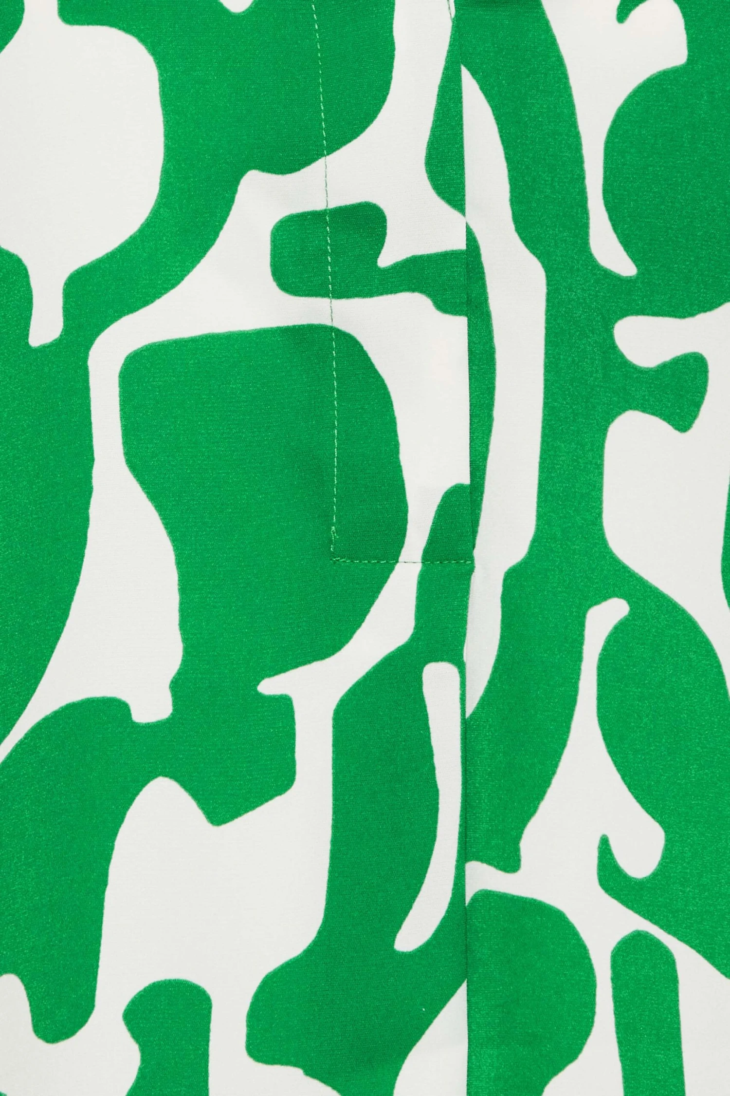 M&Co Green & White Abstract Print 3/4 Sleeve Blouse 5 M&Co Green & White Abstract Print 3/4 Sleeve Blouse - Image 5