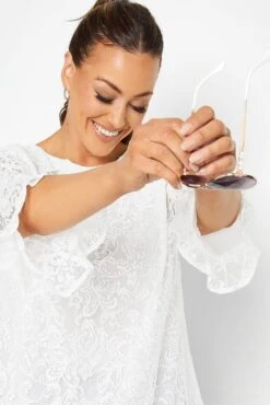 M&Co White Lace Frill Sleeve Top 10 M&Co White Lace Frill Sleeve Top -M&Co Sales Store 998610da bd53 4c 550089 D scaled