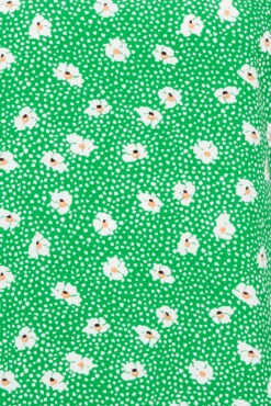 M&Co Green Daisy Print Blouse -M&Co Sales Store aded03cf 376f 4e 550463 Z scaled