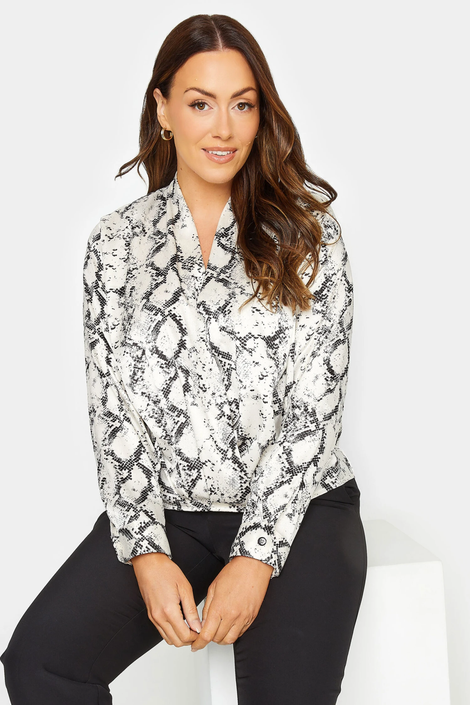 M&Co Ivory White Snake Print Wrap Front Blouse 4 M&Co Ivory White Snake Print Wrap Front Blouse - Image 4
