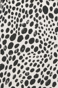 M&Co White Spot Print Halter Neck Blouse 11 M&Co White Spot Print Halter Neck Blouse -M&Co Sales Store d00ae0ae 8dbe 47 550599 Z scaled