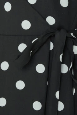 M&Co Black Polka Dot Wrap Dress 11 M&Co Black Polka Dot Wrap Dress -M&Co Sales Store d1803477 d784 4c 550411 Z scaled