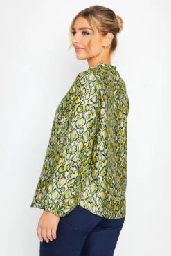M&Co Green Snake Print Tie Neck Blouse -M&Co Sales Store e2690e57 839a 4f 550580 C scaled