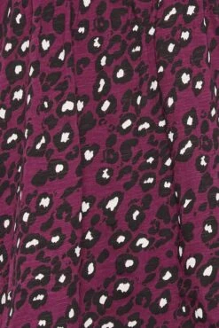 M&Co Berry Red Animal Print Cotton Henley Top 11 M&Co Berry Red Animal Print Cotton Henley Top -M&Co Sales Store e456829e e7b8 4a 500218 Z scaled