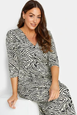 M&Co White Zebra Print Button Through Midaxi Dress -M&Co Sales Store eb7683d5 b836 4e 550494 D scaled